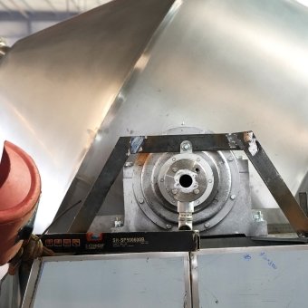 Automatic Laser Cutter